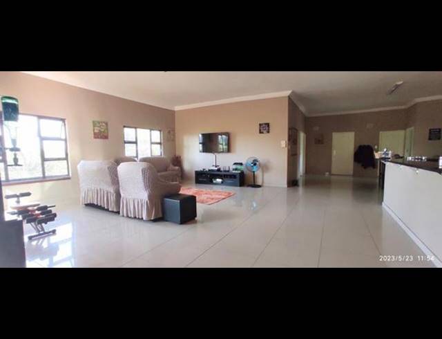 4 BEDROOM PROPERTY TO RENT IN SALMON BAY